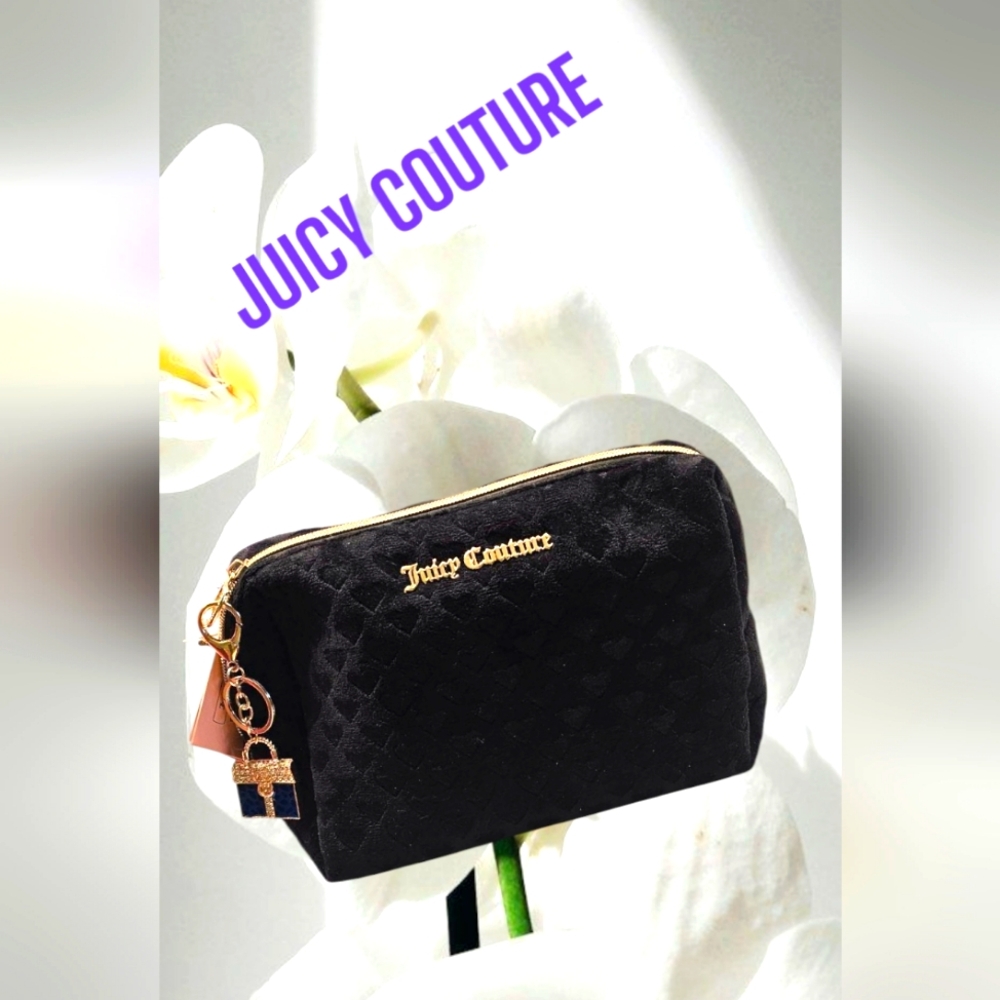 NWT JUICY COUTURE VELOUR HEARTS TRAVEL COSMETIC BAG